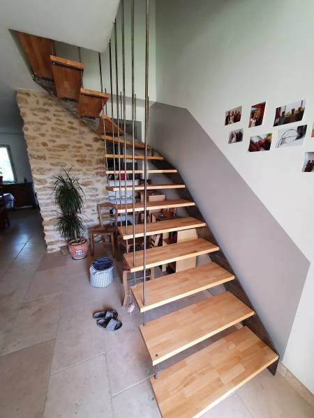 Escalier droit Bois/Métal - Finition Moderne