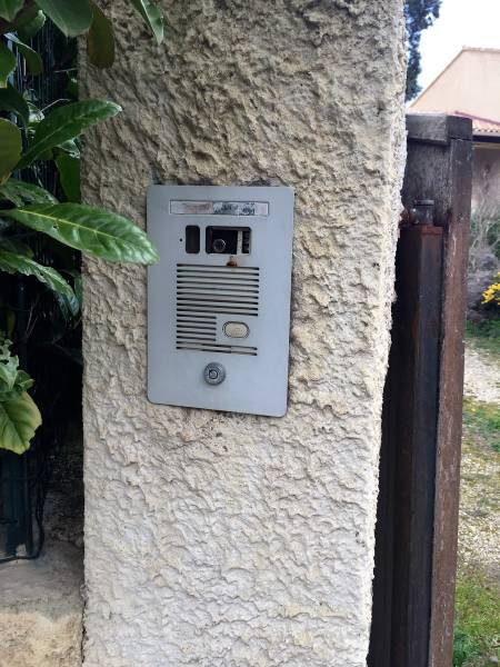 remplacement interphone videophone Avignon Orange Bollène