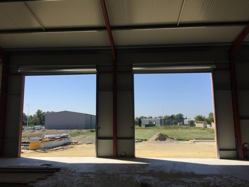 Entrepôt fermeture portail métallique en Vaucluse