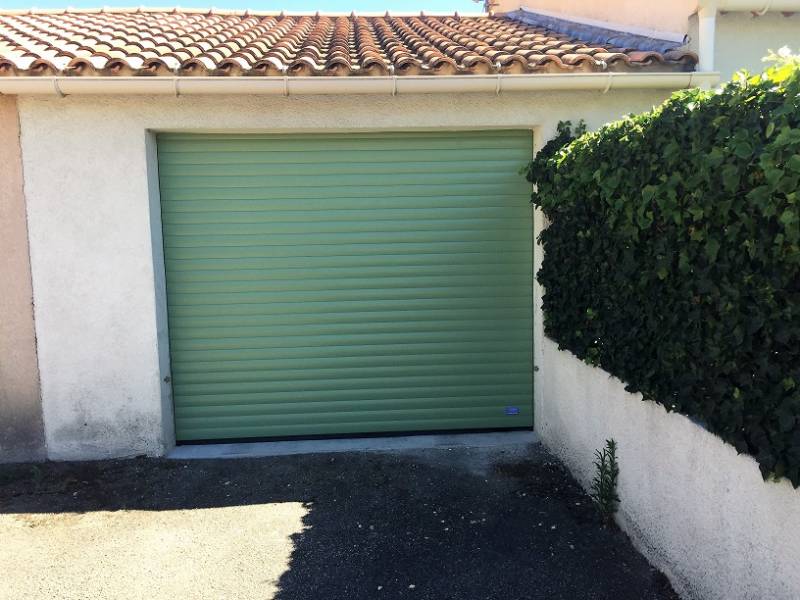 Pose d'une porte de garage Vaucluse 84