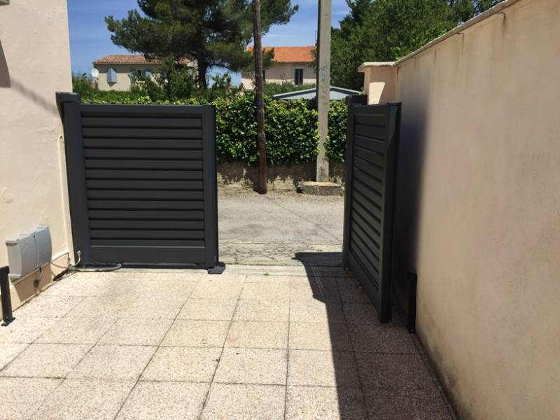 ouverture motorisée portail 2 vantaux à Couthézon (Vaucluse 84)