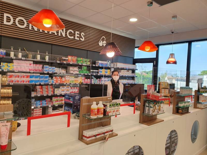 protectio en polycarbonate transparent contre le coronavirus gard 30